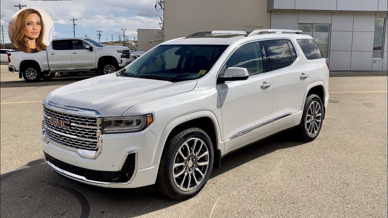 Angelina Jolie’s GMC Acadia 