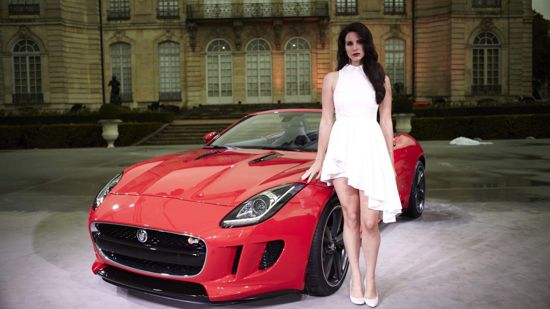 Lana Del Rey's Jaguar F-Type