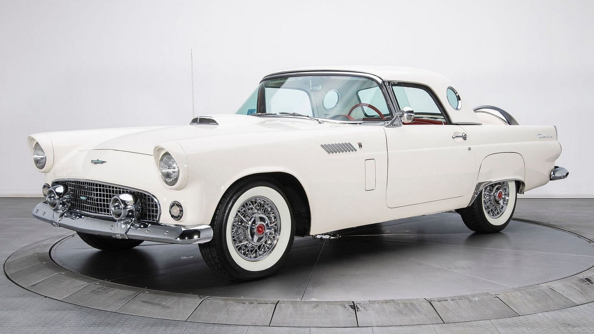 1956 Ford Thunderbird 