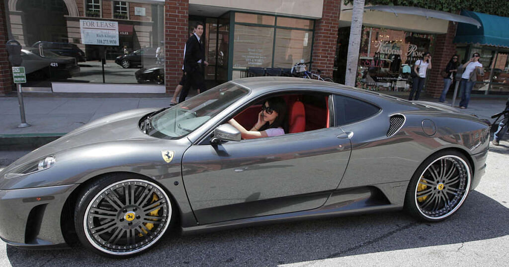 kourtney-Ferrari-f430