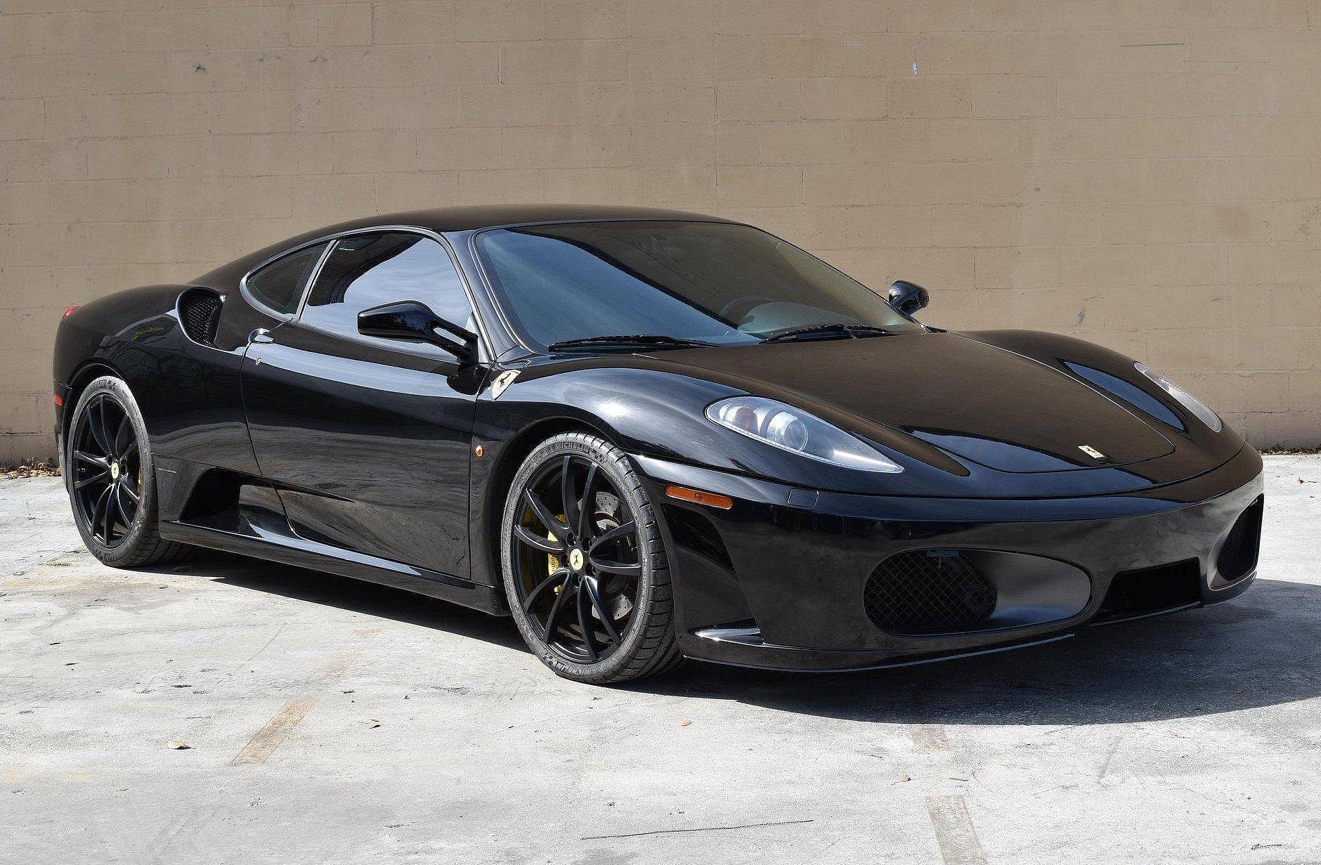 Rory McIlroy Ferrari F430