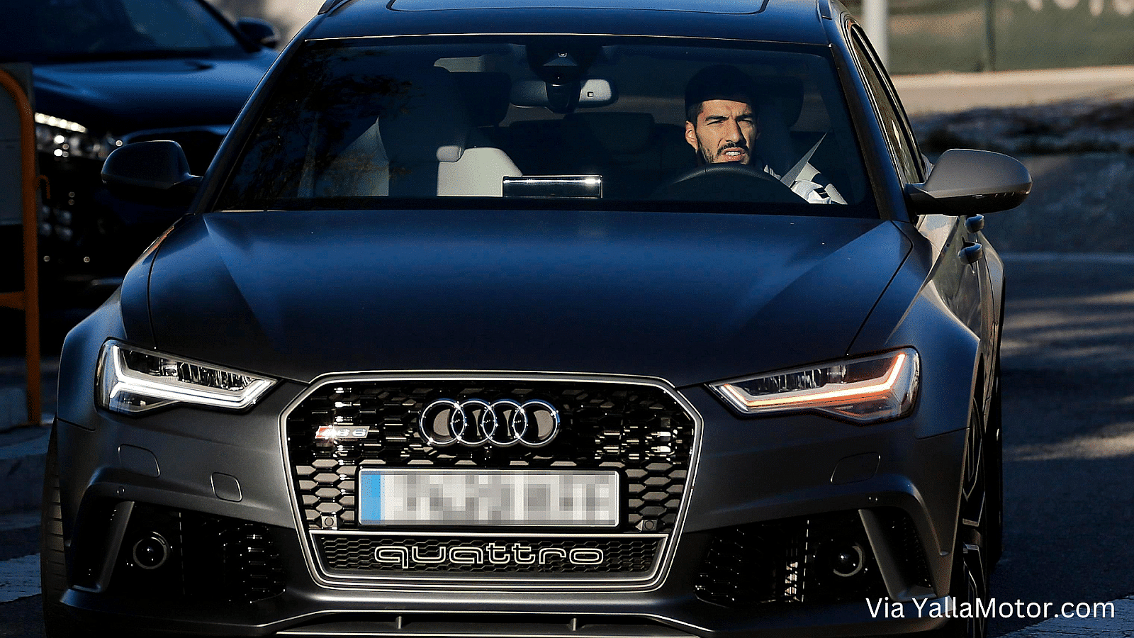 Luis Suarez's Audi RS6 Avant C7