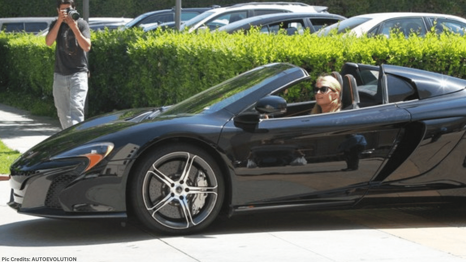 Paris Hilton McLaren 650S