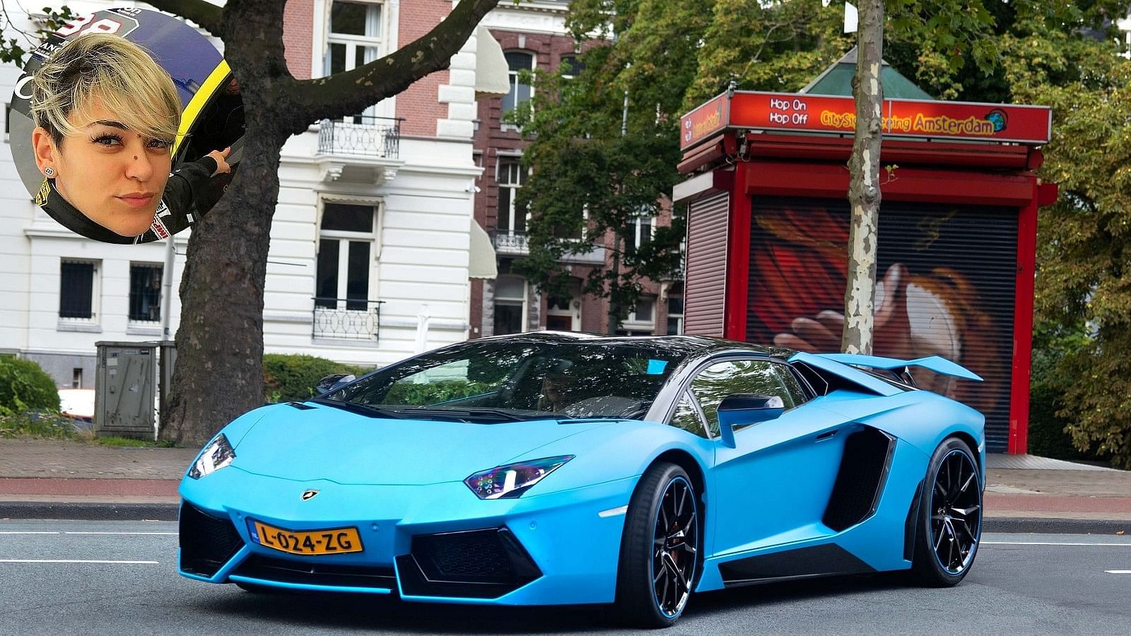 Lamborghini Aventador Roadster LP 700-4