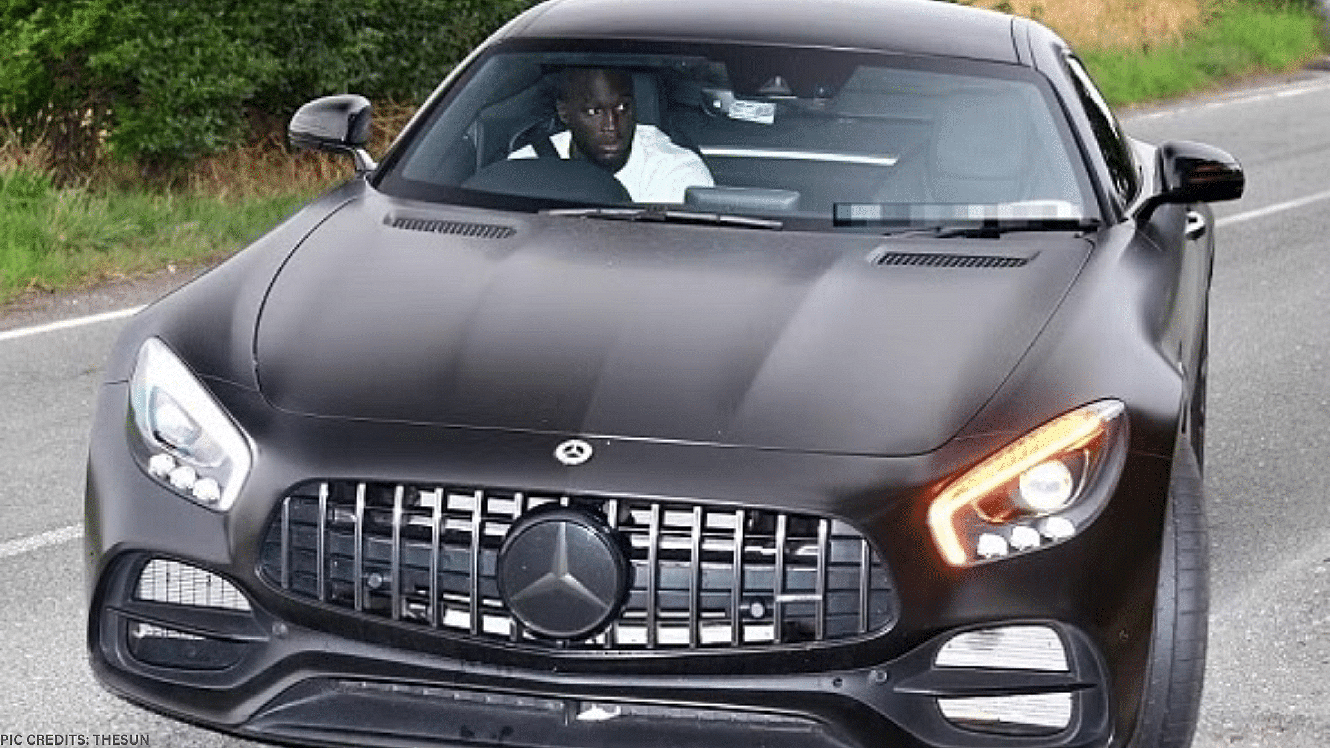 Mercedes Benz AMG GT-S - Romelu Lukaku