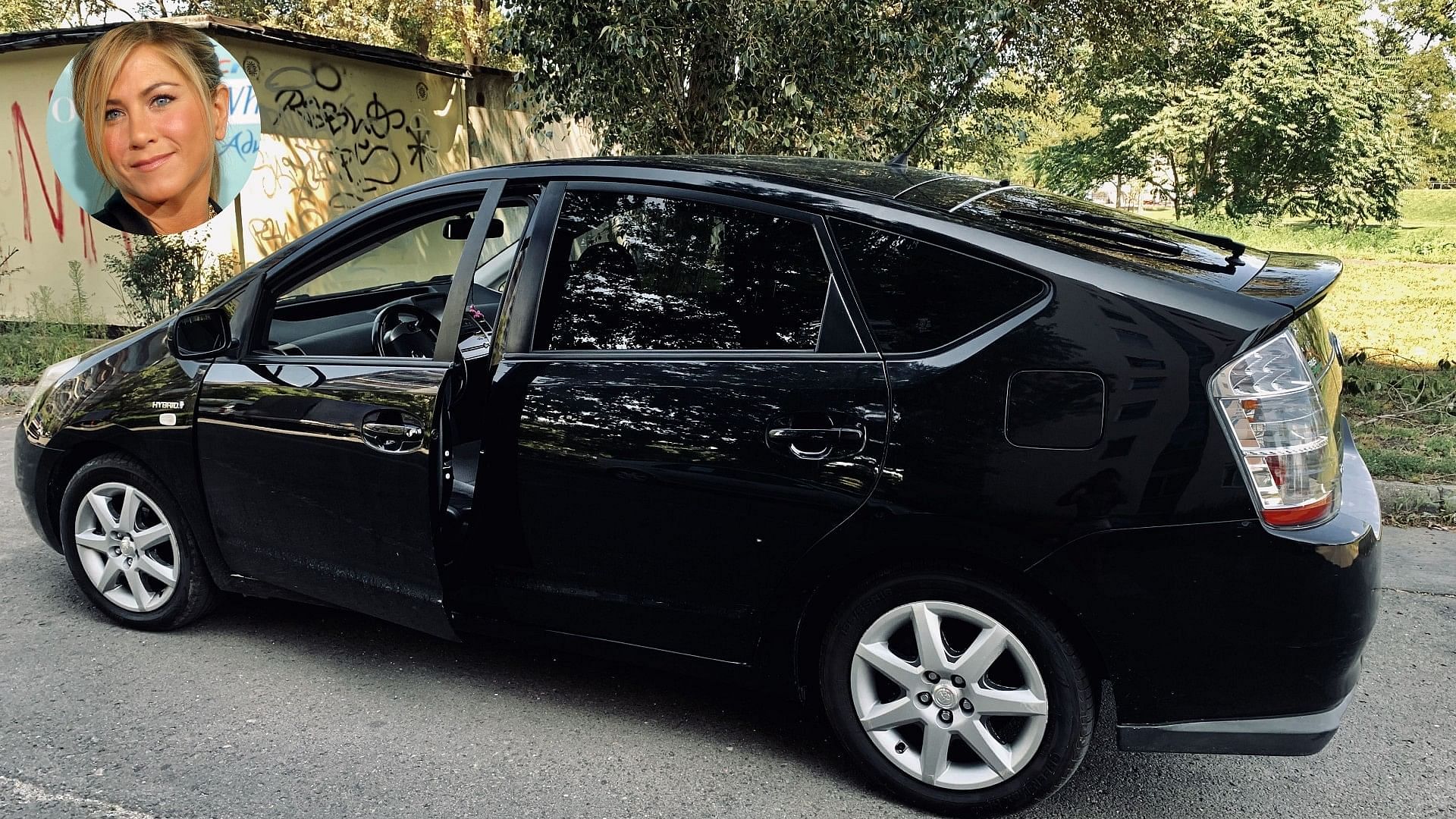 Jennifer Aniston Toyota Prius