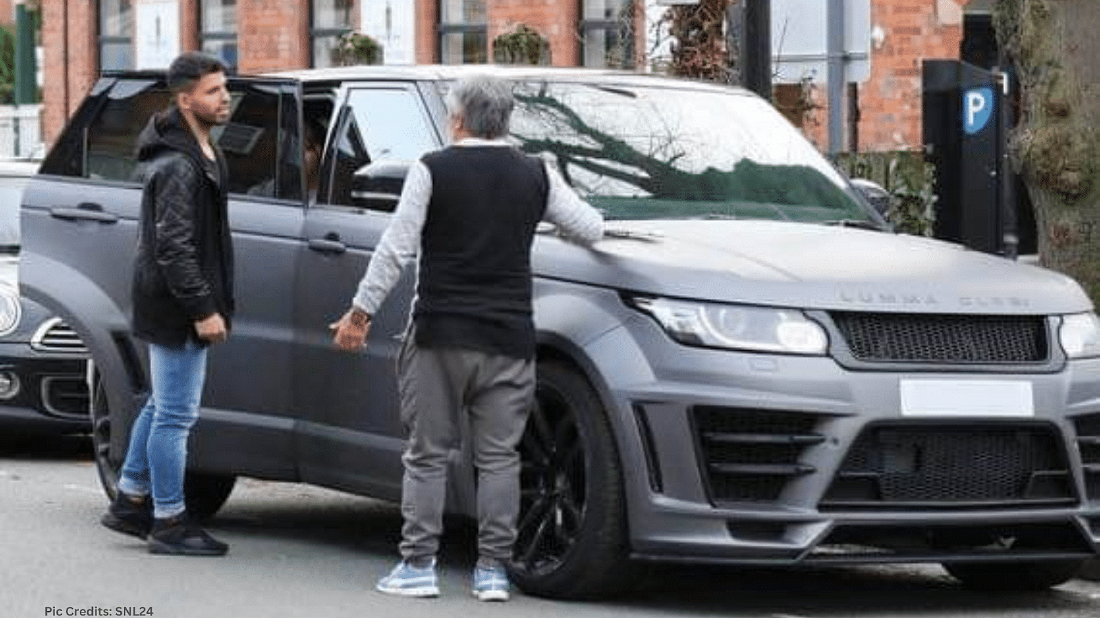 Sergio Aguero's Lumma CLR SV Range Rover