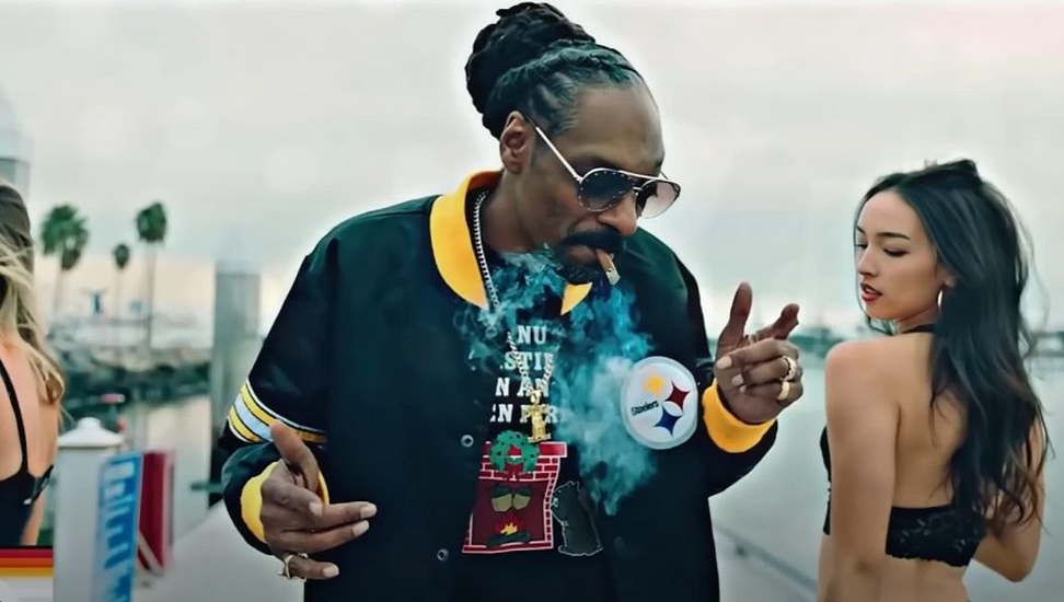 Snoop Dogg’s Old-School Car Collection