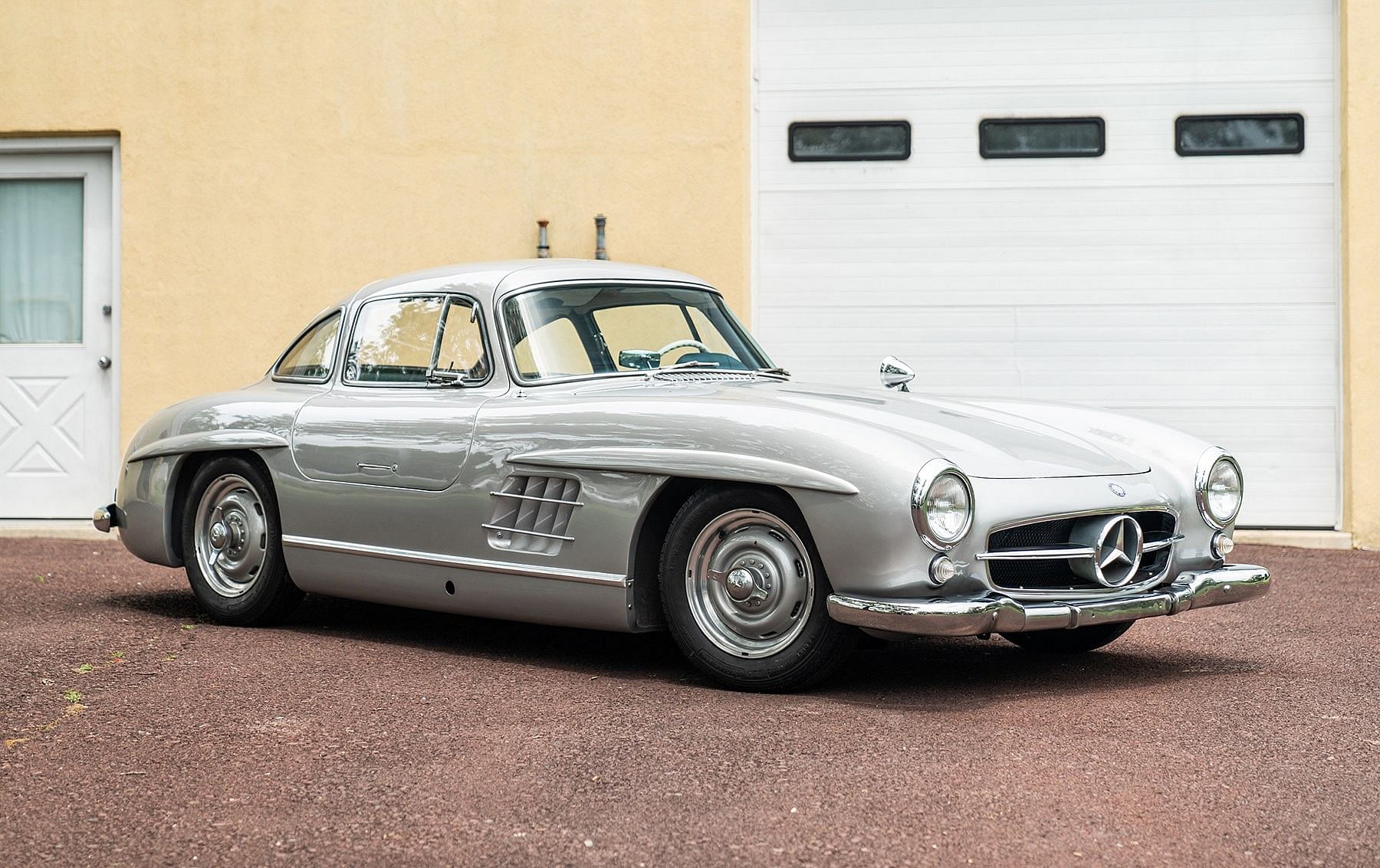 James Martin Gullwing Mercedes 300SL